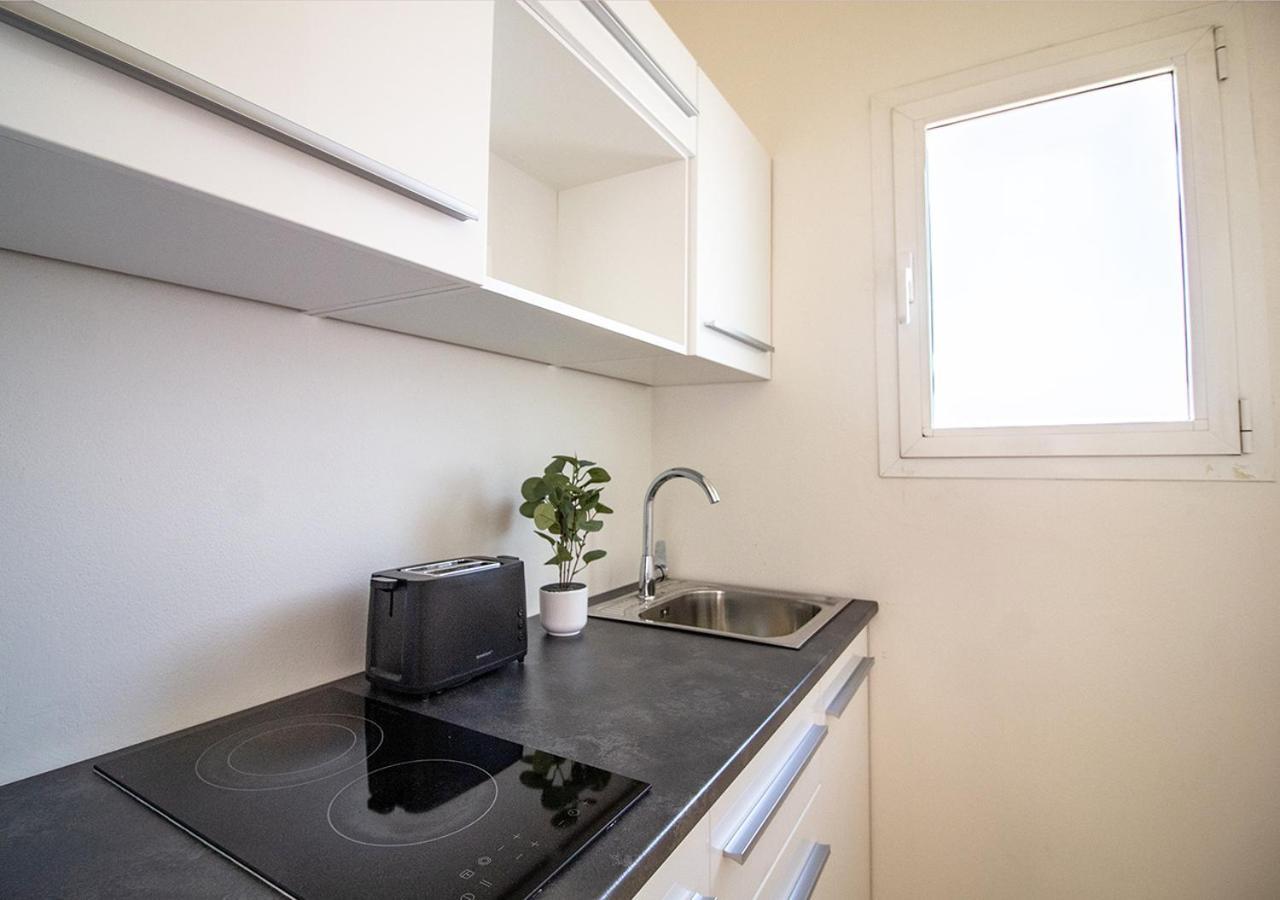 Athena Rooms - Parcheggio Privato Болонья Экстерьер фото