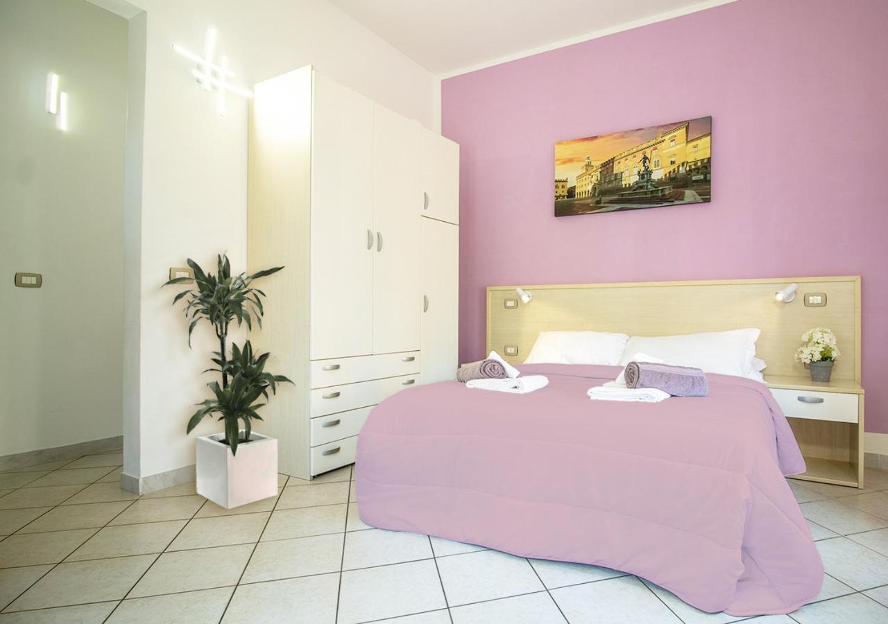 Athena Rooms - Parcheggio Privato Болонья Экстерьер фото